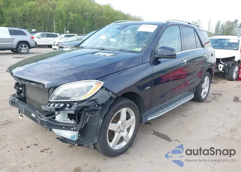 2012 Mercedes-Benz Ml 550 4Matic z USA, uszkodzony, nr VIN 4JGDA7DB4CA043561